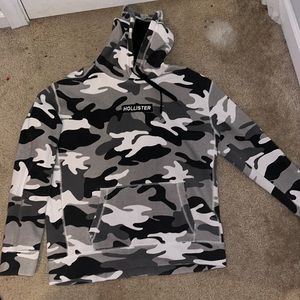 Snow camo. Hollister Pull over Hoodie Men’s size large